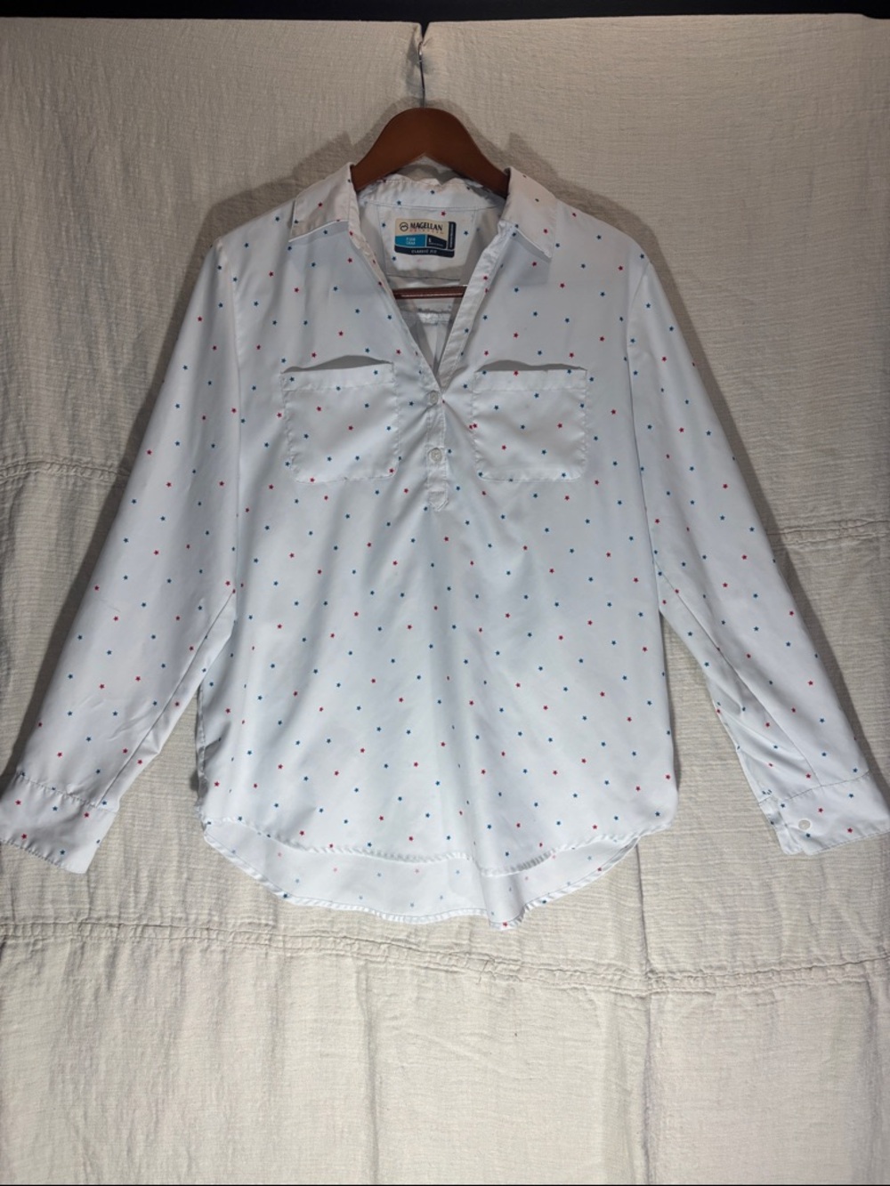 Magellan Outdoors Women’s Tunic Top White with Red & Blue Stars